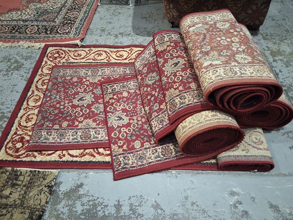 Lot 80 - RUGS