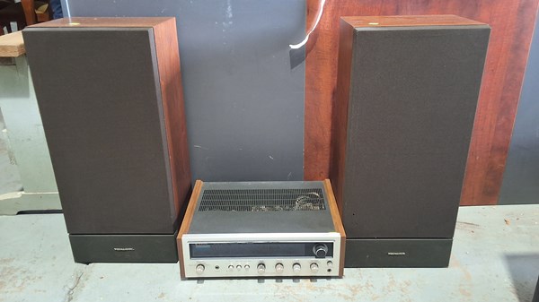 Lot 400 - STEREO EQUIPMENT