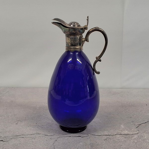 Lot 1053 - CLARET JUG