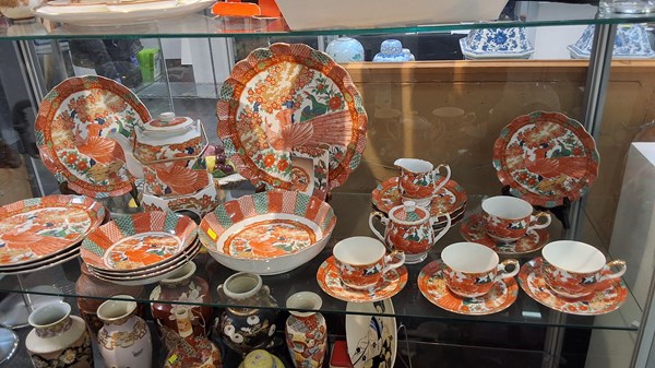 Lot 1350 - IMARI PEACOCK DINNERWARE