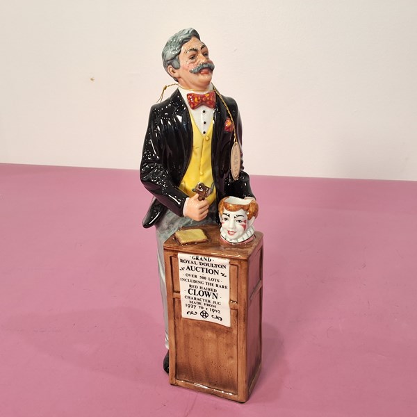 Lot 1208 - ROYAL DOULTON FIGURE