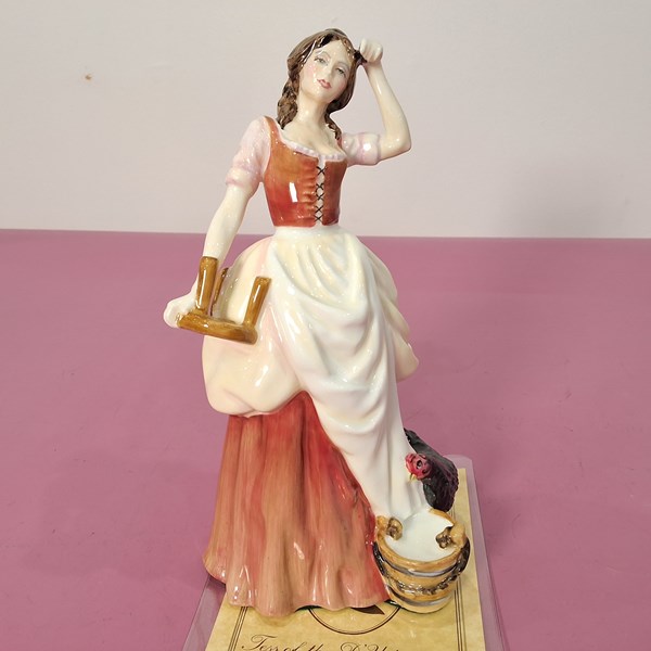 Lot 1177 - ROYAL DOULTON FIGURE