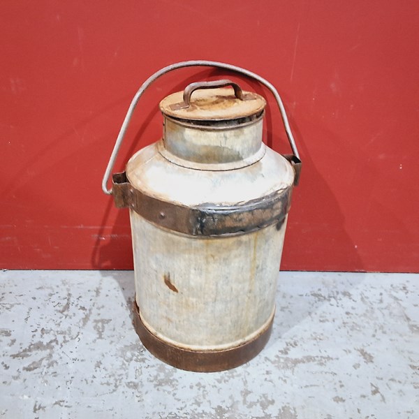 Lot 290 - MILK CAN