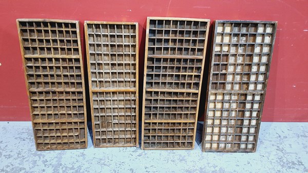 Lot 340 - PRINTERS TRAYS