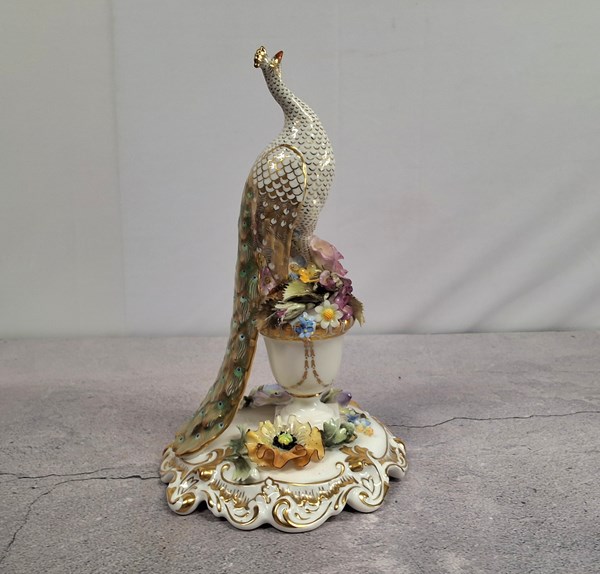 Lot 1169 - ROYAL CROWN DERBY FIGURE