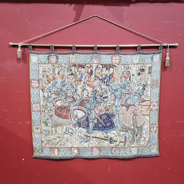 Lot 29 - TAPESTRY WALL HANGING