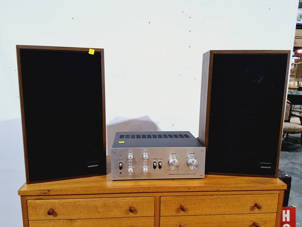 Lot 1383 - PIONEER AMPLIFIER AND SPEAKERS