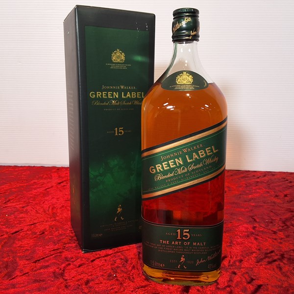 Lot 32 - JOHNNIE WALKER GREEN LABEL WHISKY