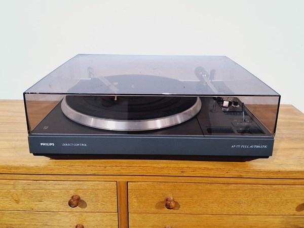 Lot 1386 - PHILIPS TURNTABLE