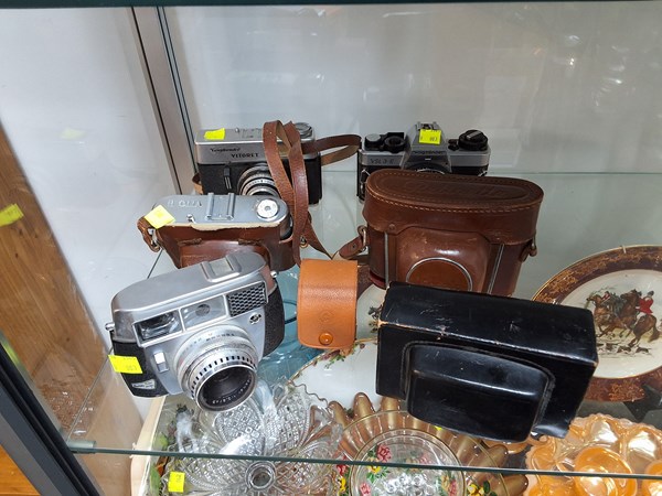 Lot 1149 - VINTAGE CAMERAS