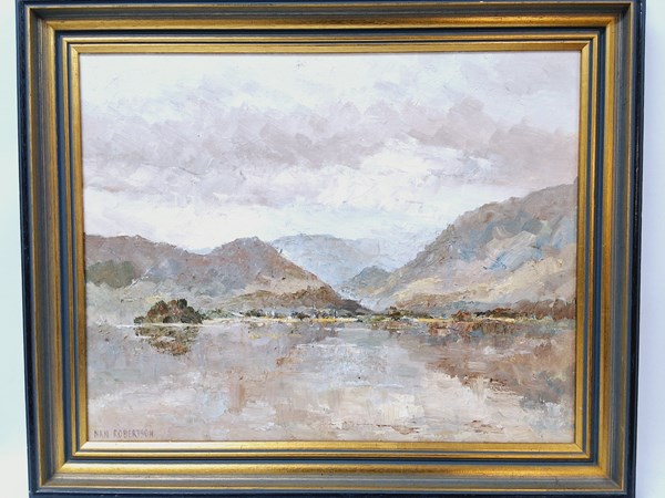 Lot 1129 - NAN ROBERTSON