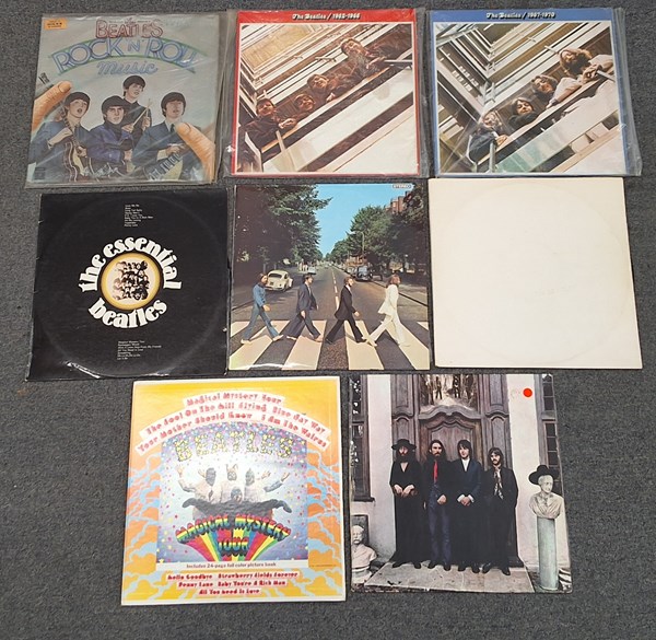 Lot 1364 - THE BEATLES LPS