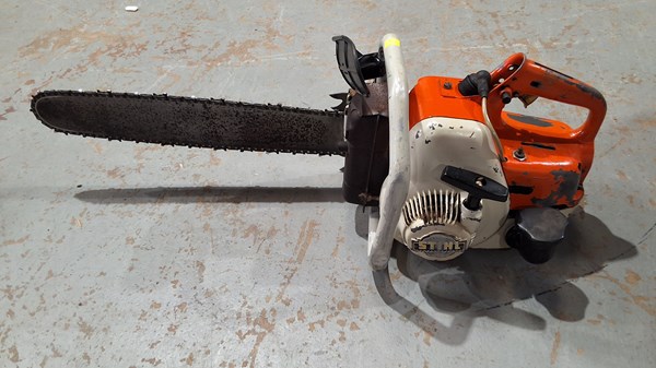 Lot 221 - STIHL CHAINSAW