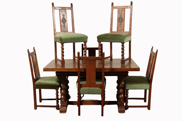 Lot 152 - DINING SUITE