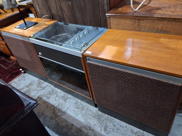 Lot 203 - STEREO