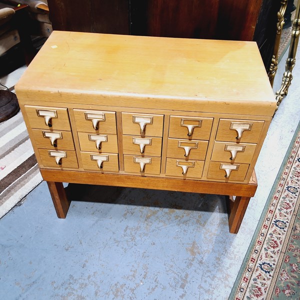 Lot 206 - FILING CABINET