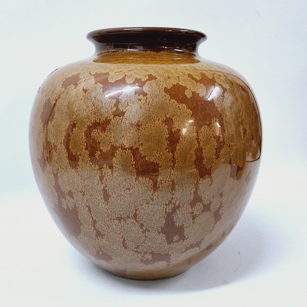 Lot 1218 - GLAZED VASE