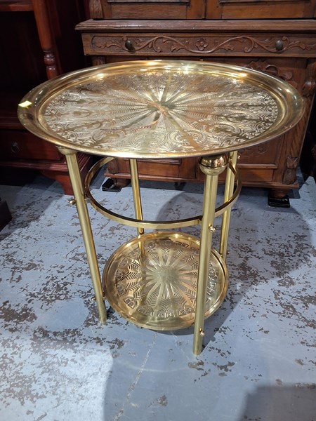 Lot 151 - TEA TABLE