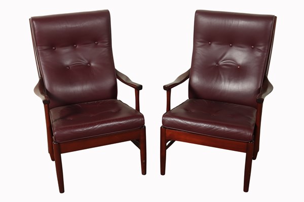 Lot 119 - PAIR OF TV CHAIRS