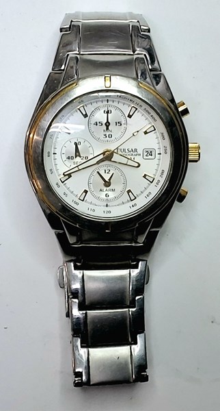 Lot 1056 - WRIST WATCH