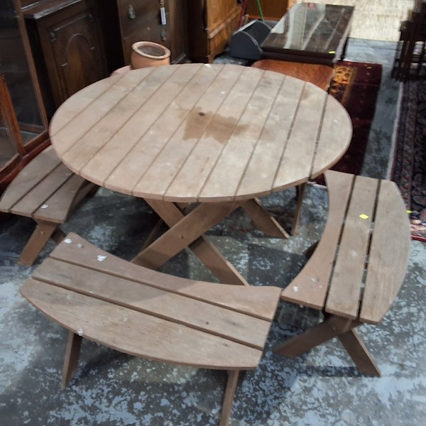 Lot 363 - PICNIC TABLE AND CHAIRS