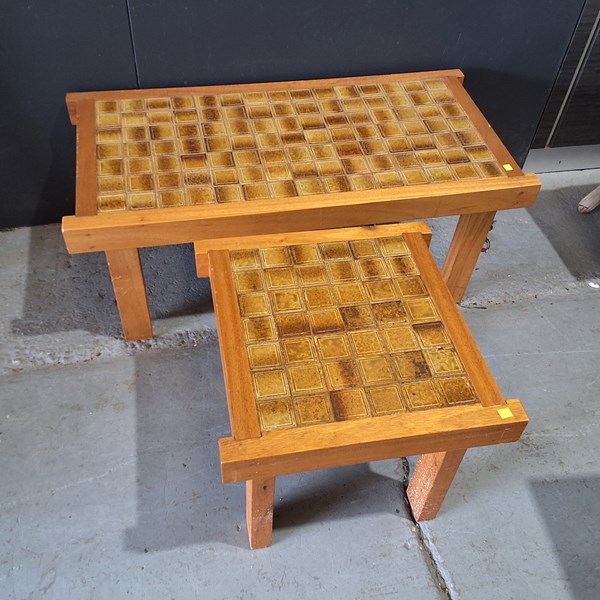 Lot 73 - COFFEE TABLES