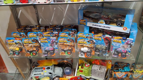 Lot 1409 - HOT WHEELS MONSTER TRUCKS