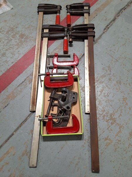 Lot 324 - CLAMPS