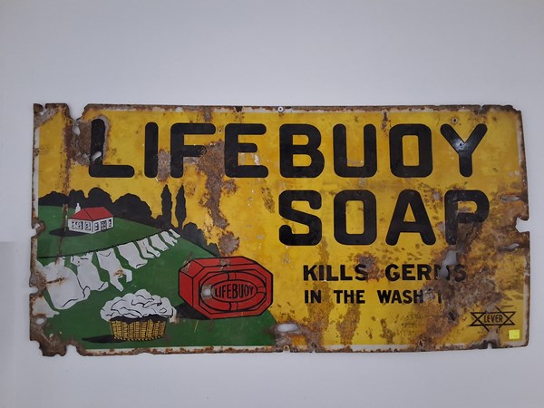 Lot 133 - ENAMEL SIGN