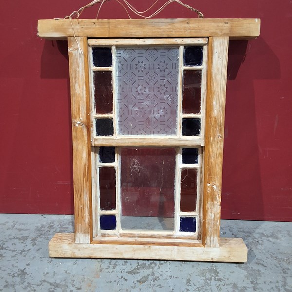 Lot 231 - SASH WINDOW