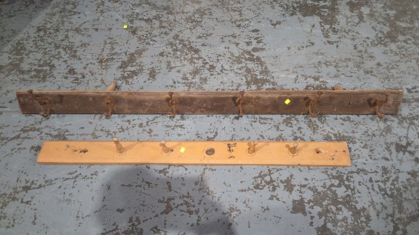 Lot 345 - COAT HOOKS