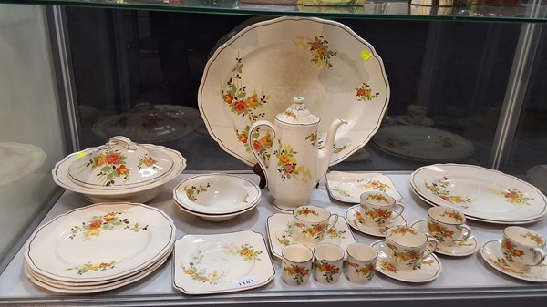 Lot 1181 - TEA SERVICE