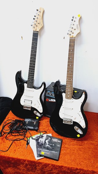 Lot 1414 - GUITARS AND AMP