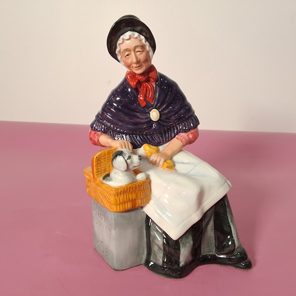 Lot 1193 - ROYAL DOULTON FIGURE