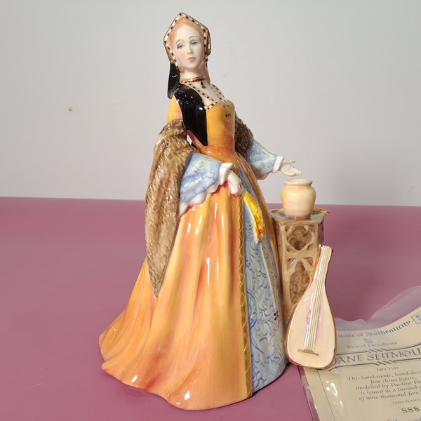 Lot 1185 - ROYAL DOULTON FIGURE