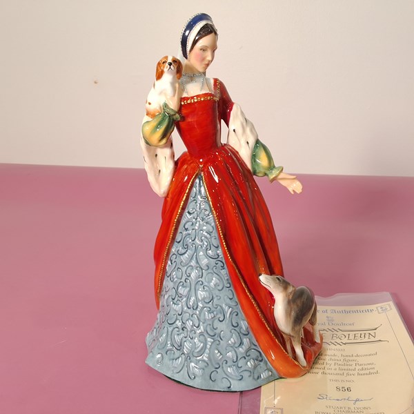 Lot 1184 - ROYAL DOULTON FIGURE