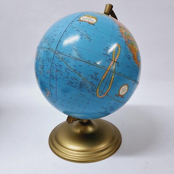 Lot 1146 - WORLD GLOBE