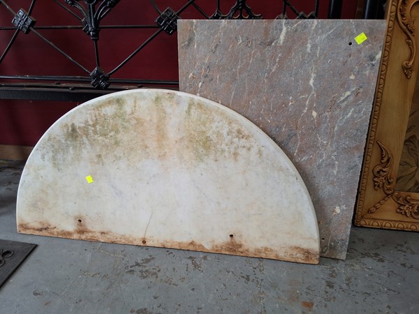 Lot 154 - MARBLE