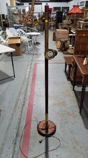 Lot 105 - STANDARD LAMP