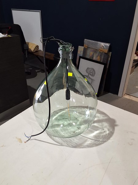 Lot 6 - CARBOY