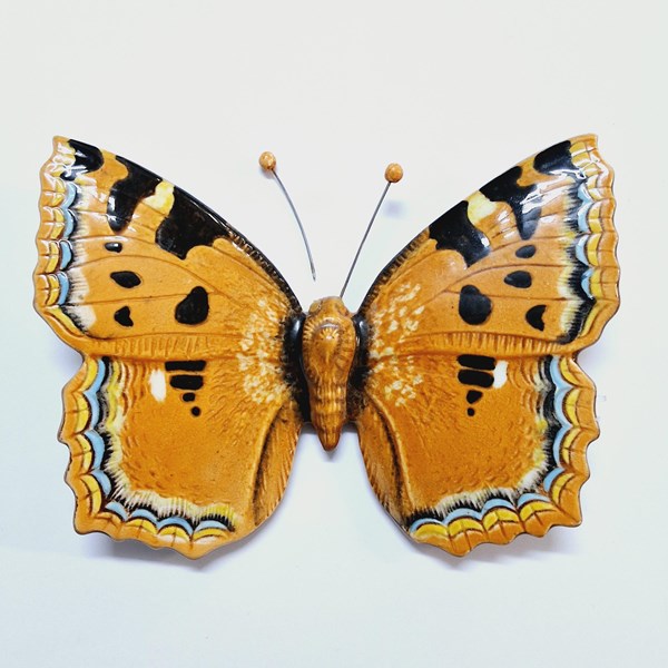 Lot 1061 - BESWICK BUTTERFLY