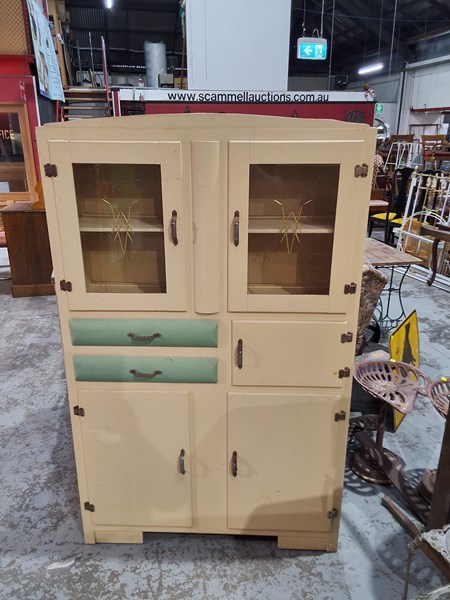 Lot 181 - KITCHEN DRESSER