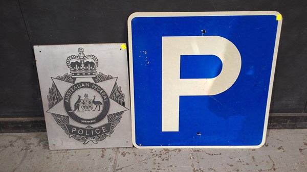 Lot 8 - SIGNS