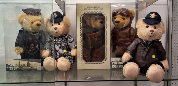 Lot 1282 - MILITARY BEARS