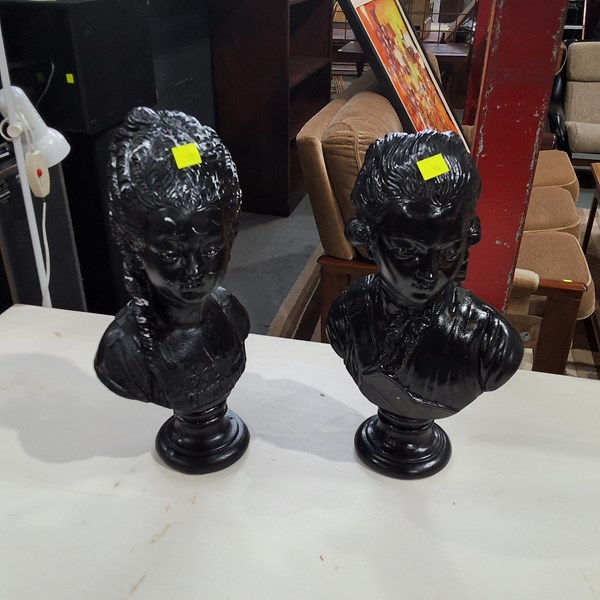 Lot 77 - BUSTS