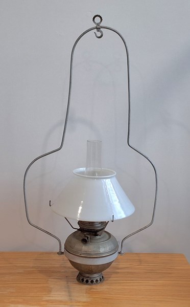 Lot 439 - KEROSENE LAMP