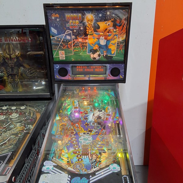 Lot 2 - PINBALL MACHINE WORLD CUP SOCCER