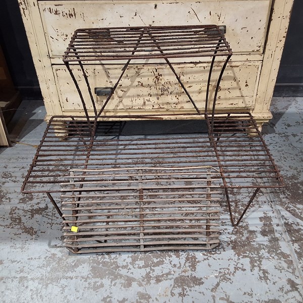 Lot 237 - PLANT STAND ABD DOOR MAT