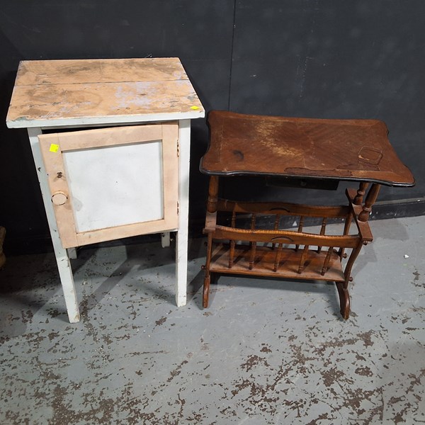 Lot 120 - CABINET AND TABLE