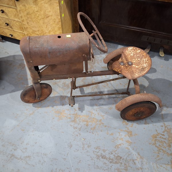 Lot 438 - PEDAL CAR